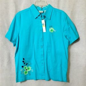 Erika Clothing~Women’s Whimsical Blouse with Frogs in color Teal~Size Med